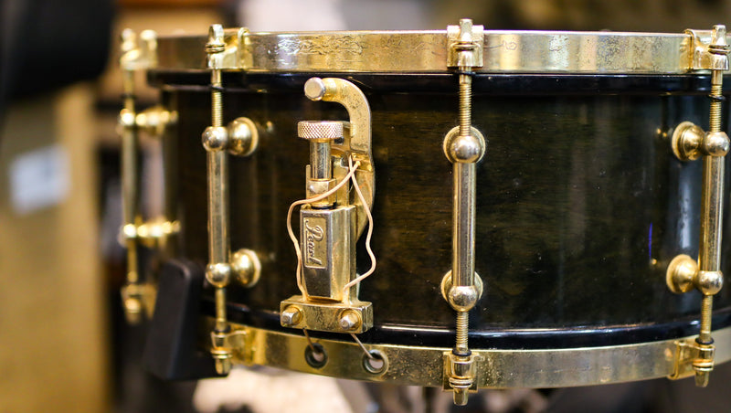 Pearl 50th Anniversary 14x6.5 Solid Shell Maple Snare with Gold Hardware (Signed by Ian Paice)-zoom-