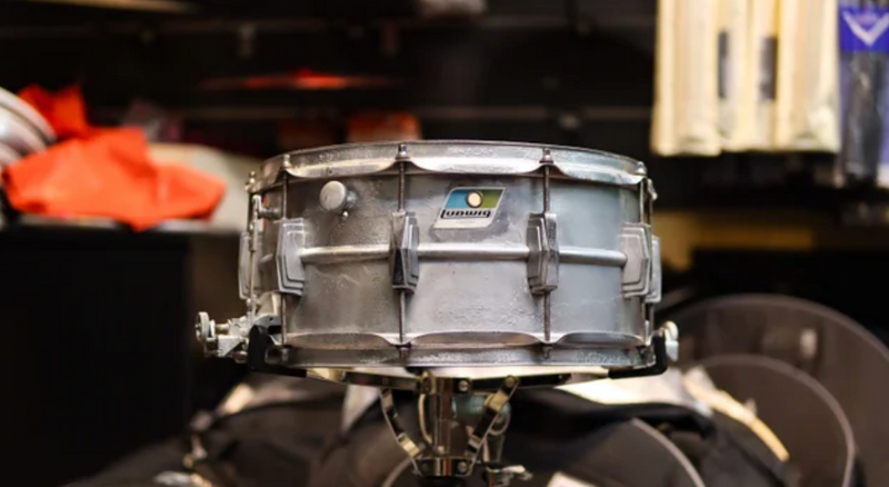 Ludwig Super Sensitive 14x6.5 Seamless Aluminium Snare Drum (Late 70s Model)-zoom-