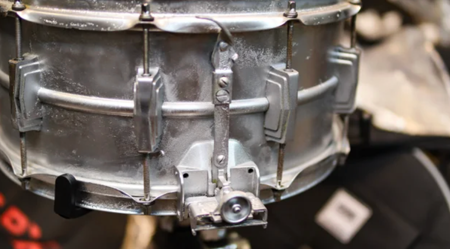 Ludwig Super Sensitive 14x6.5 Seamless Aluminium Snare Drum (Late 70s Model)-2