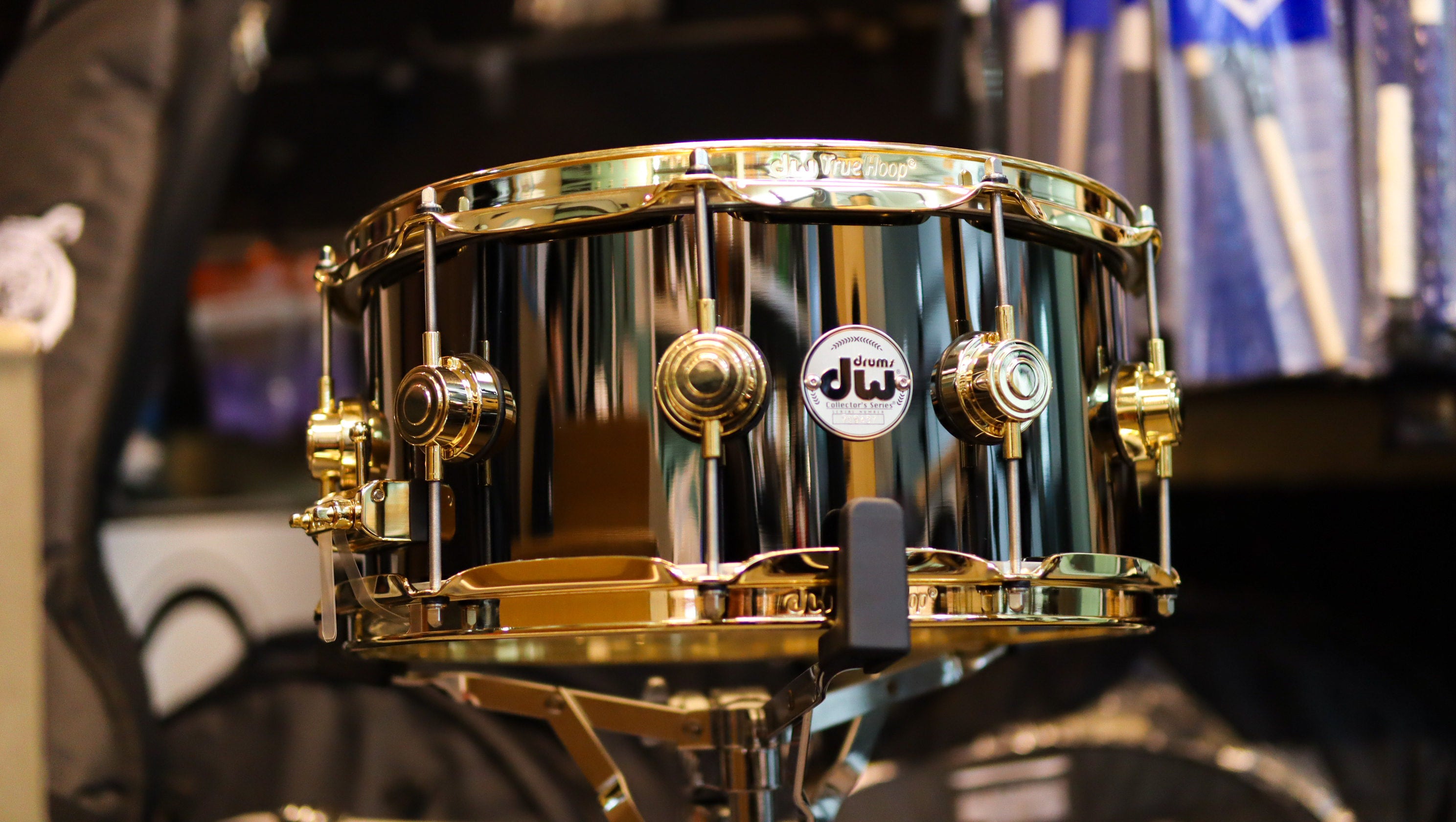 DW Collector's Series Black Nickel over Brass 14x6.5 Snare Drum (Gold Hardware)-zoom-1