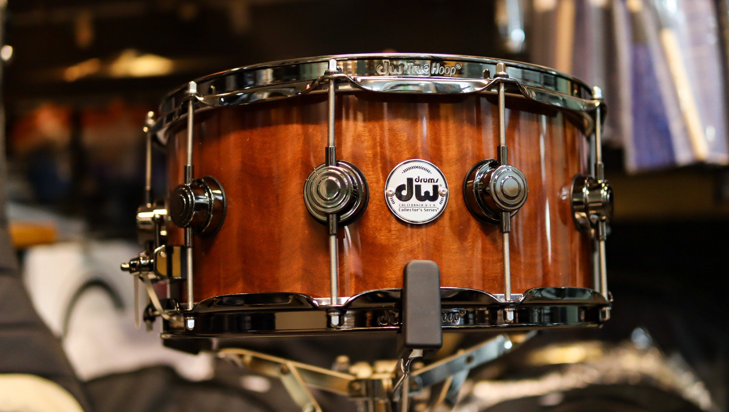 DW Collector's Series Exotic 333 Maple Gloss Clear Lacquer over Macore 14x6.5 Snare Drum w Black Nickel Hardware (SDS 10th Anniversary)-zoom-1